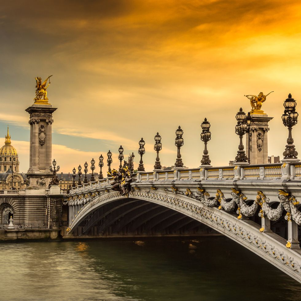 Hogyan kell Párizsban? Útmutató a párizsi élethez, Párizs útmutató