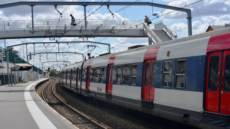 Paris RER Guide