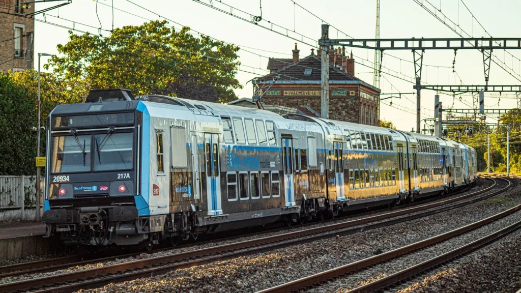 Travel Paris in RER