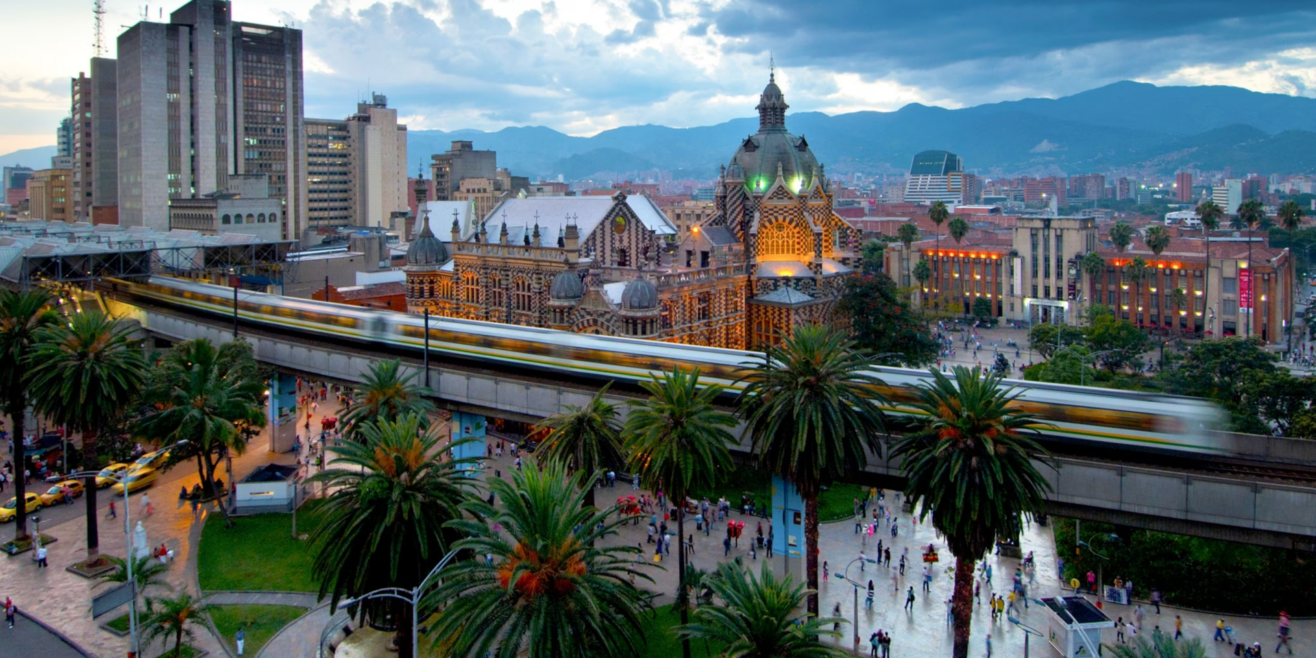 Medellín’s Hidden Dangers: Crime and Safety in Colombia’s Transformed Tourist Hotspot