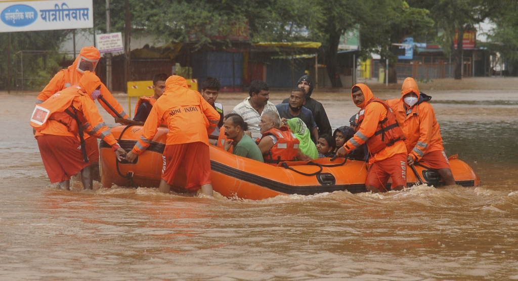 Oversvømmelser i India , Uttarakhand, Manali, Himachal Pradesh